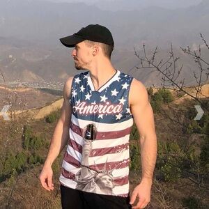 STATUE OF LIBERTY BASKETBALL JERSEY W/ BEER HOLDER